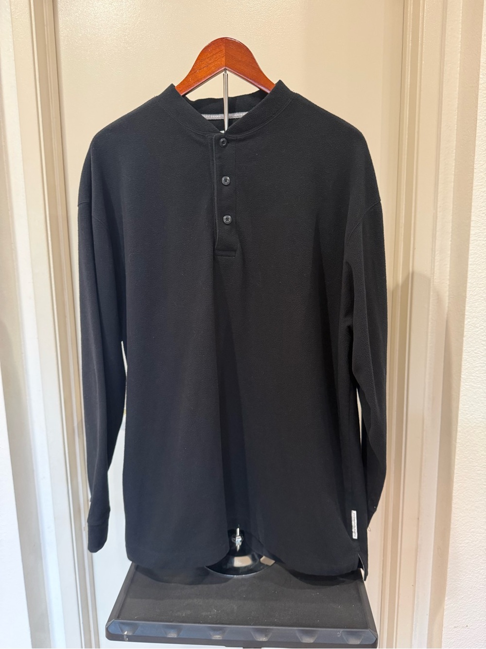 Geoffrey Beene Black Long Sleeve Sleepwear Shirt
